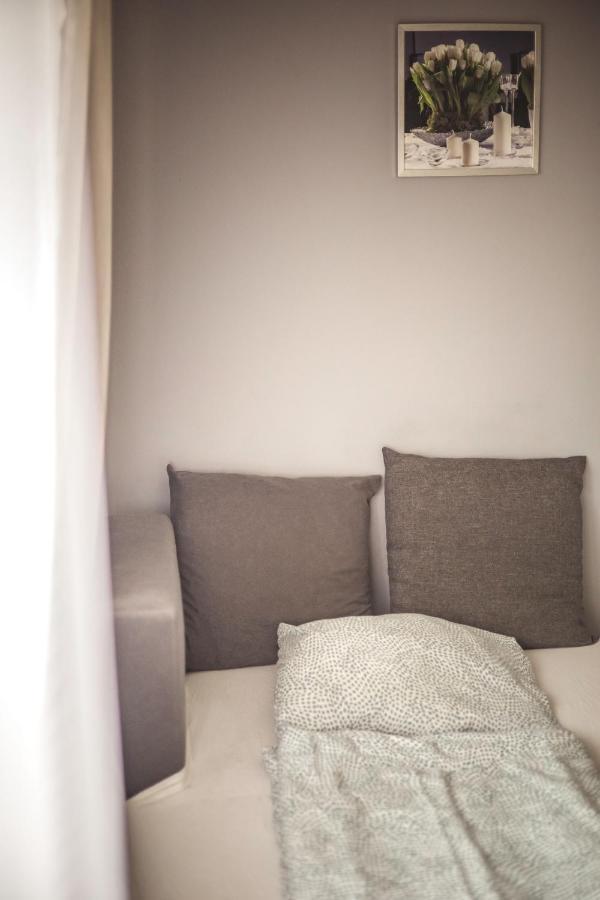 4 Couples & 4 Friends Hostel Krakow Dış mekan fotoğraf