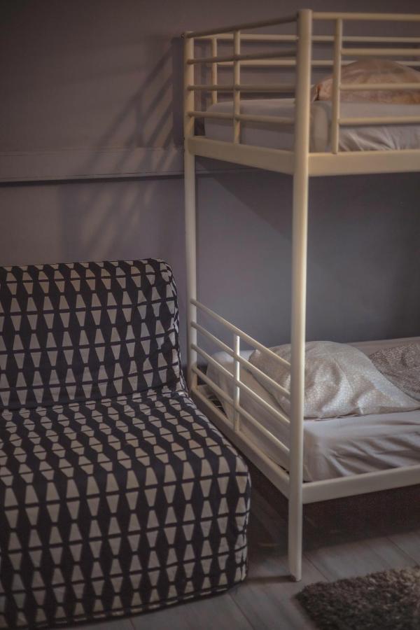4 Couples & 4 Friends Hostel Krakow Dış mekan fotoğraf